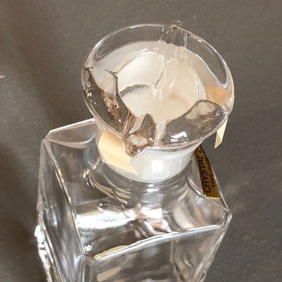 Williams Sonoma Grande Cuisine 24% Lead Crystal Kame Glass Bottle w Lid EUC - Picture 14 of 16
